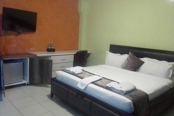 TROTTERS HOTEL - KENOL