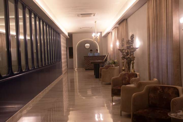 Hotel Interior 7 of 75