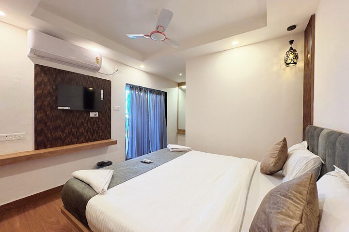 Room 30 of 72