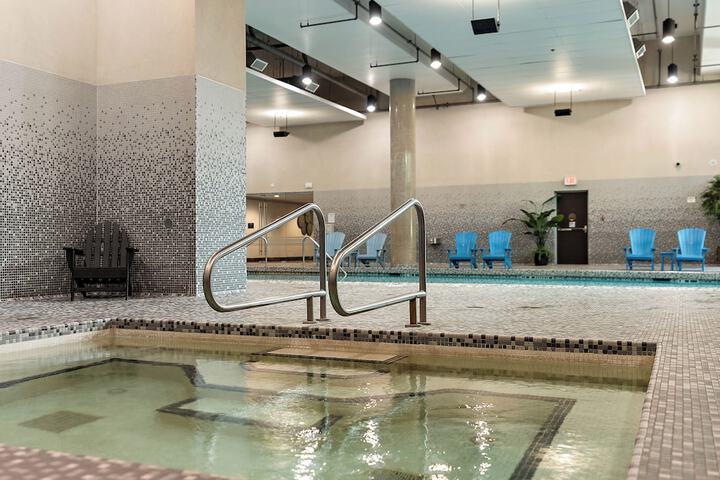 Pool 62 of 123