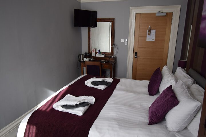 Room 14 of 112