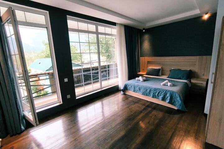 Room 18 of 45