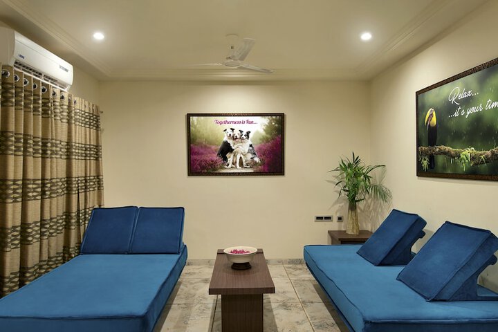 Room 65 of 154