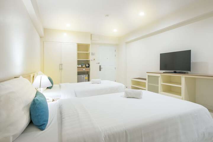 Room 10 of 59