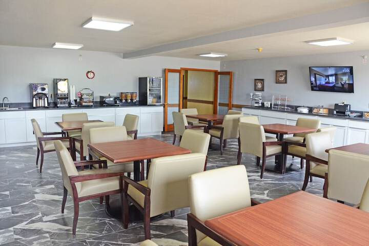 Breakfast/Coffee Service 57 of 65