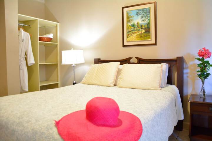 Room 6 of 46