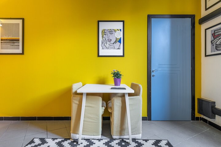 Room 25 of 66