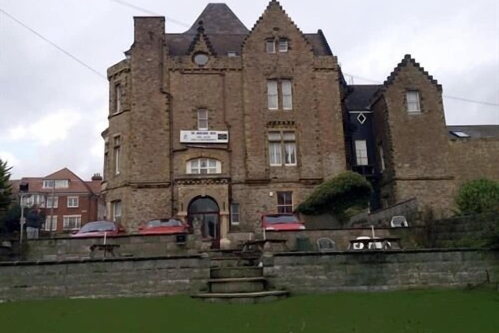 Exterior Photo