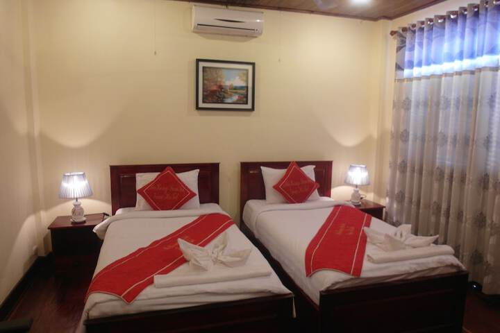 Room 27 of 68