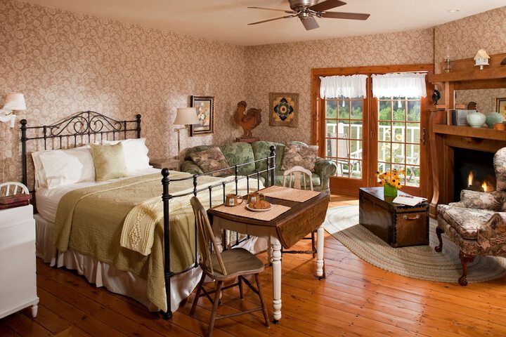 Room 10 of 52