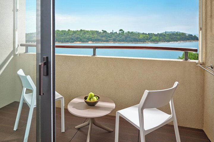 Terrace/Patio 29 of 90