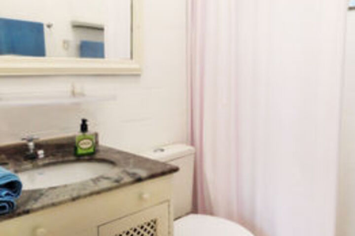 Room 5 of 36