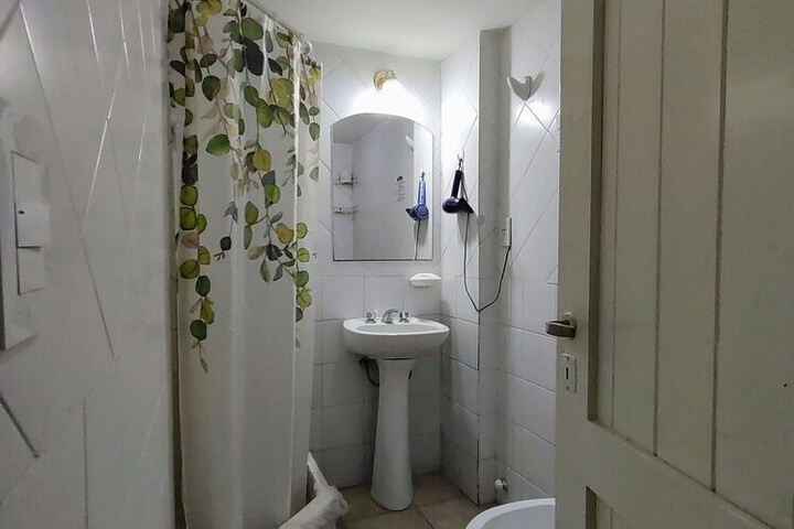 Room 29 of 60