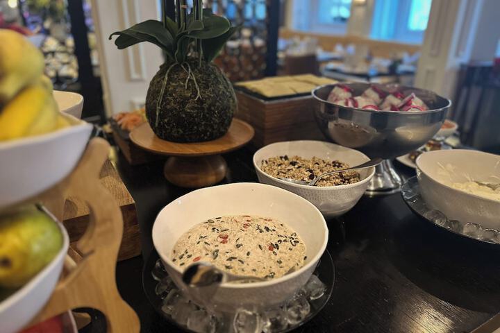 Dining 92 of 124