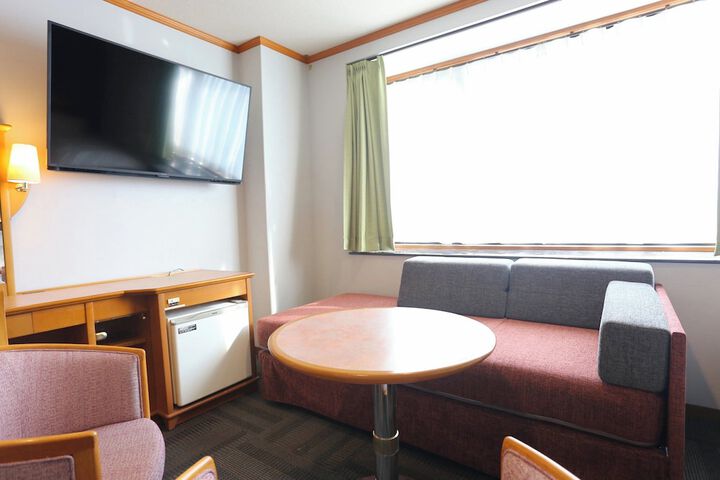 Room 14 of 45