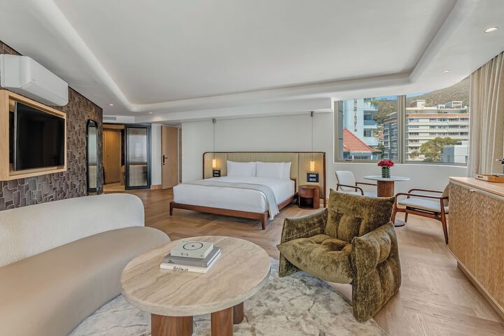 Room 17 of 86