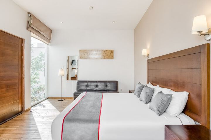 Room 7 of 49