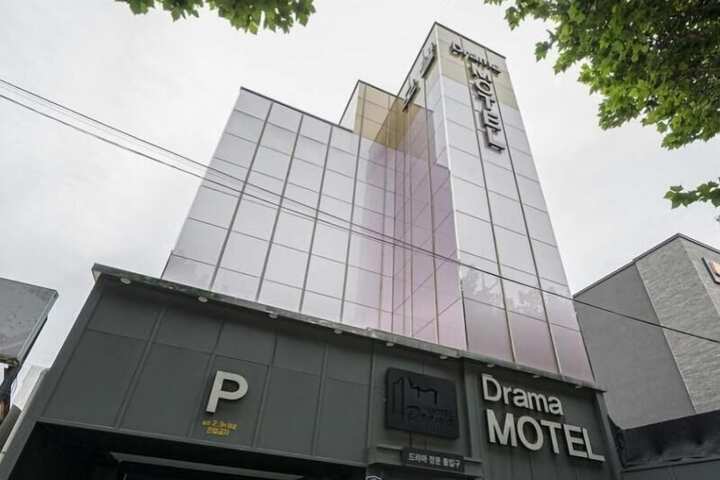 Hotel 13 of 13