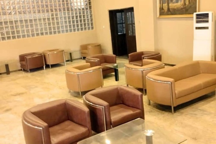 Hotel Interior 6 of 47