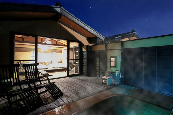 Terrace/Patio 11 of 31