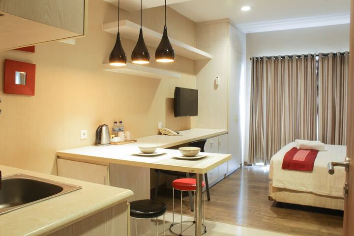Private kitchenette