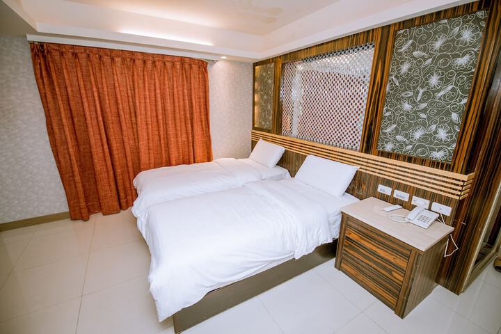 Room 17 of 72