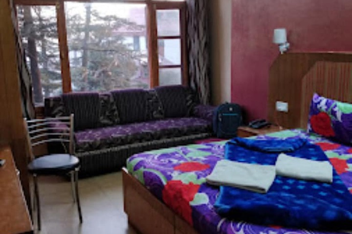 Room 10 of 21