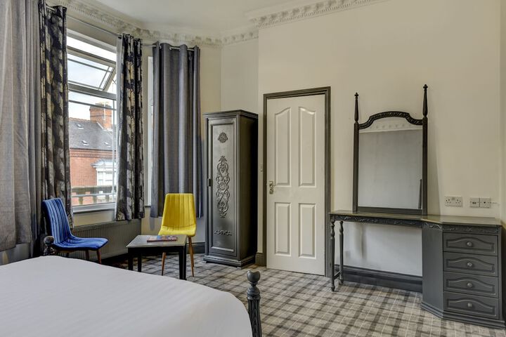 Room 29 of 61