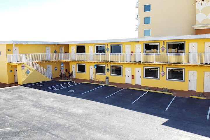 Image of Aqua Terrace