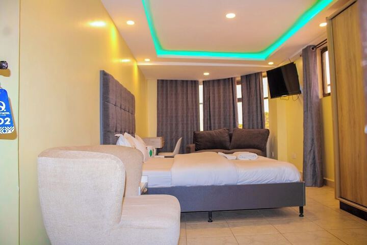 Room 5 of 45
