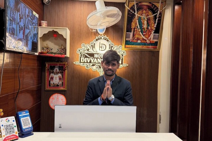 Hotel Divyanshi Inn