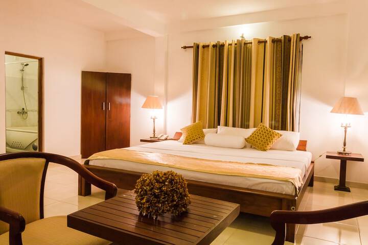 Room 35 of 95