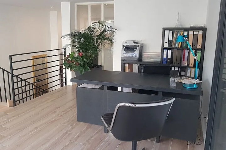 Room 10 of 15