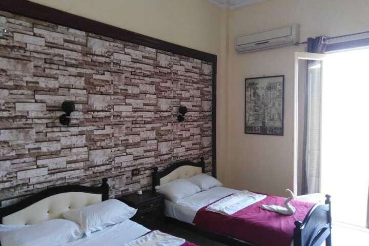 Room 29 of 51