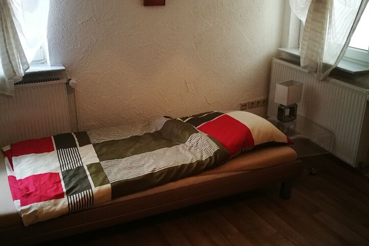 Room 3 of 20