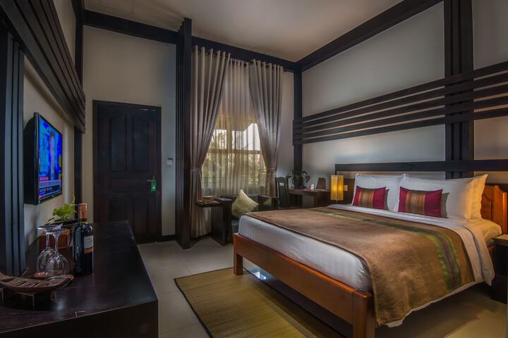 Room 7 of 75