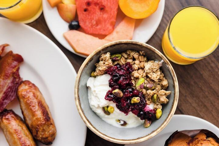 Breakfast/Coffee Service 109 of 122