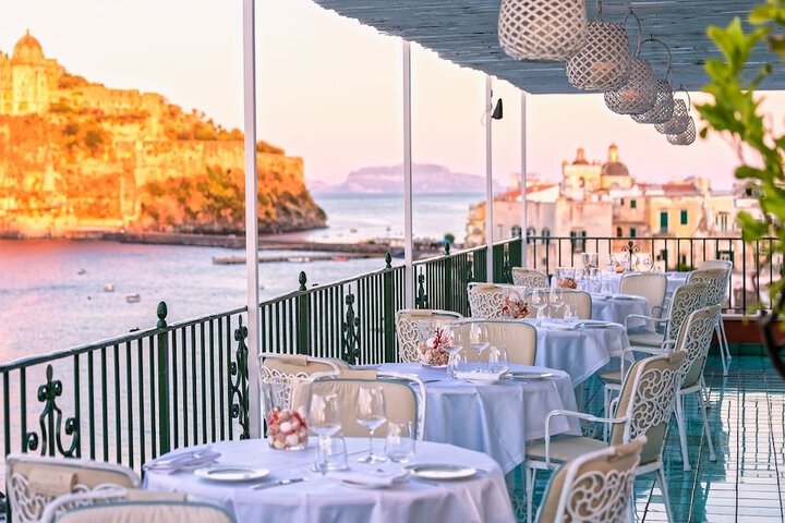 Dining Photos