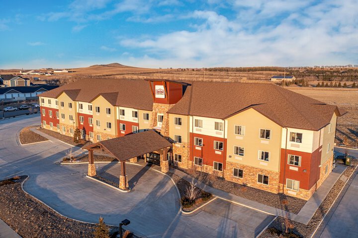 Inn at Hunters Run in Watford City, ND