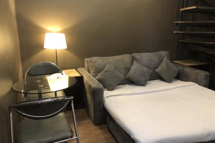 Room 8 of 64