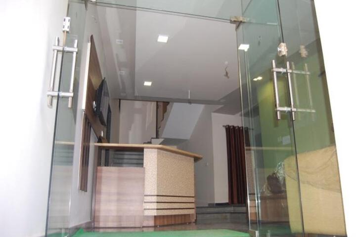 Hotel Shyam Villa