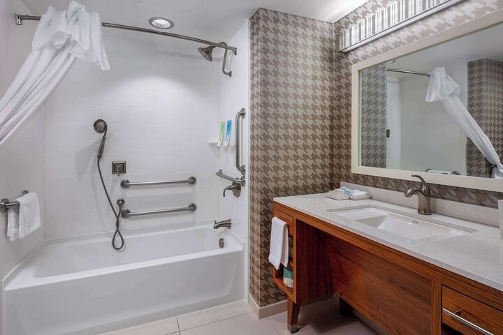 Bathroom shower