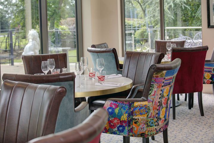 Dining 142 of 176