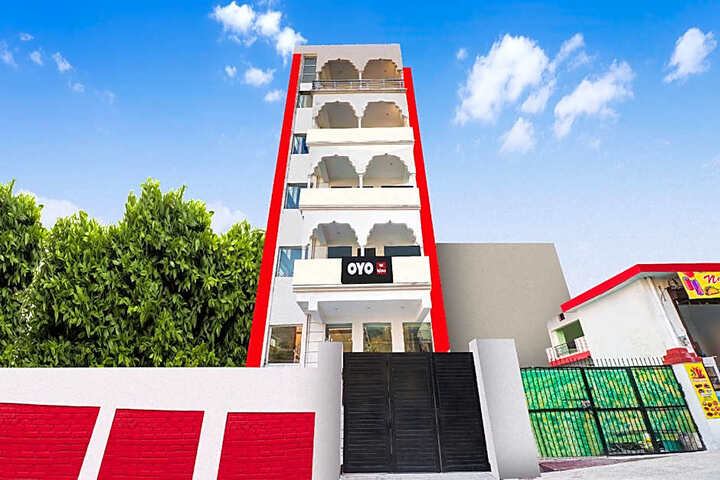 Hotel O Yog Tapovan