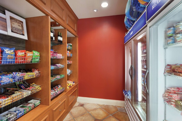 Snack bar