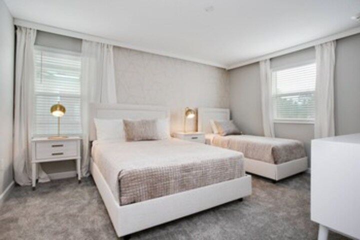 Room 45 of 61