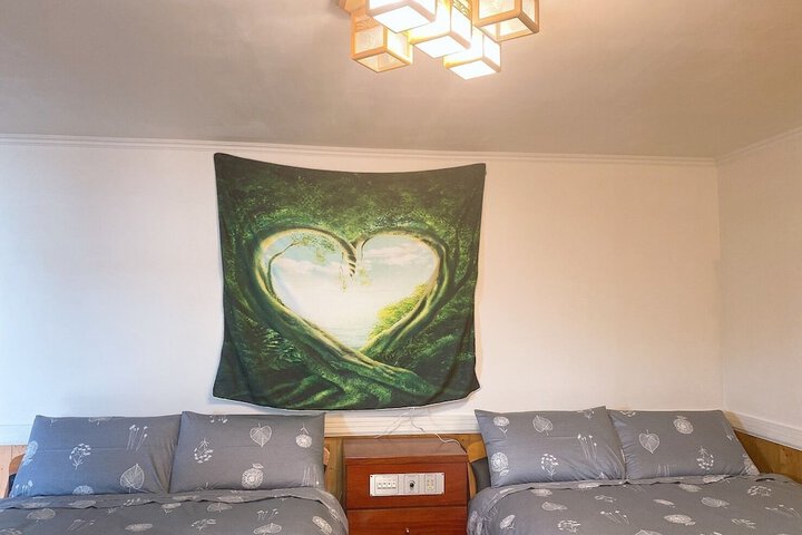Room 11 of 17