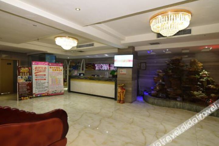 Hotel Interior 7 of 15