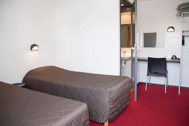 Room 14 of 72