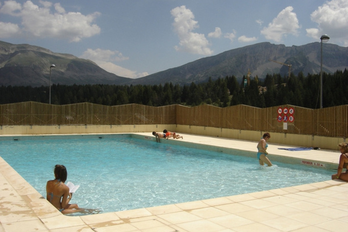 Pool Hotel